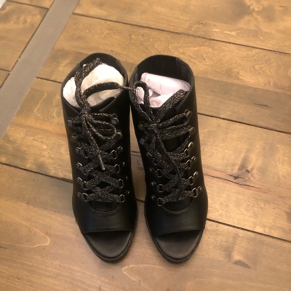 Simply Vera Vera Wang Peep Toe Boots - Picture 5 of 12